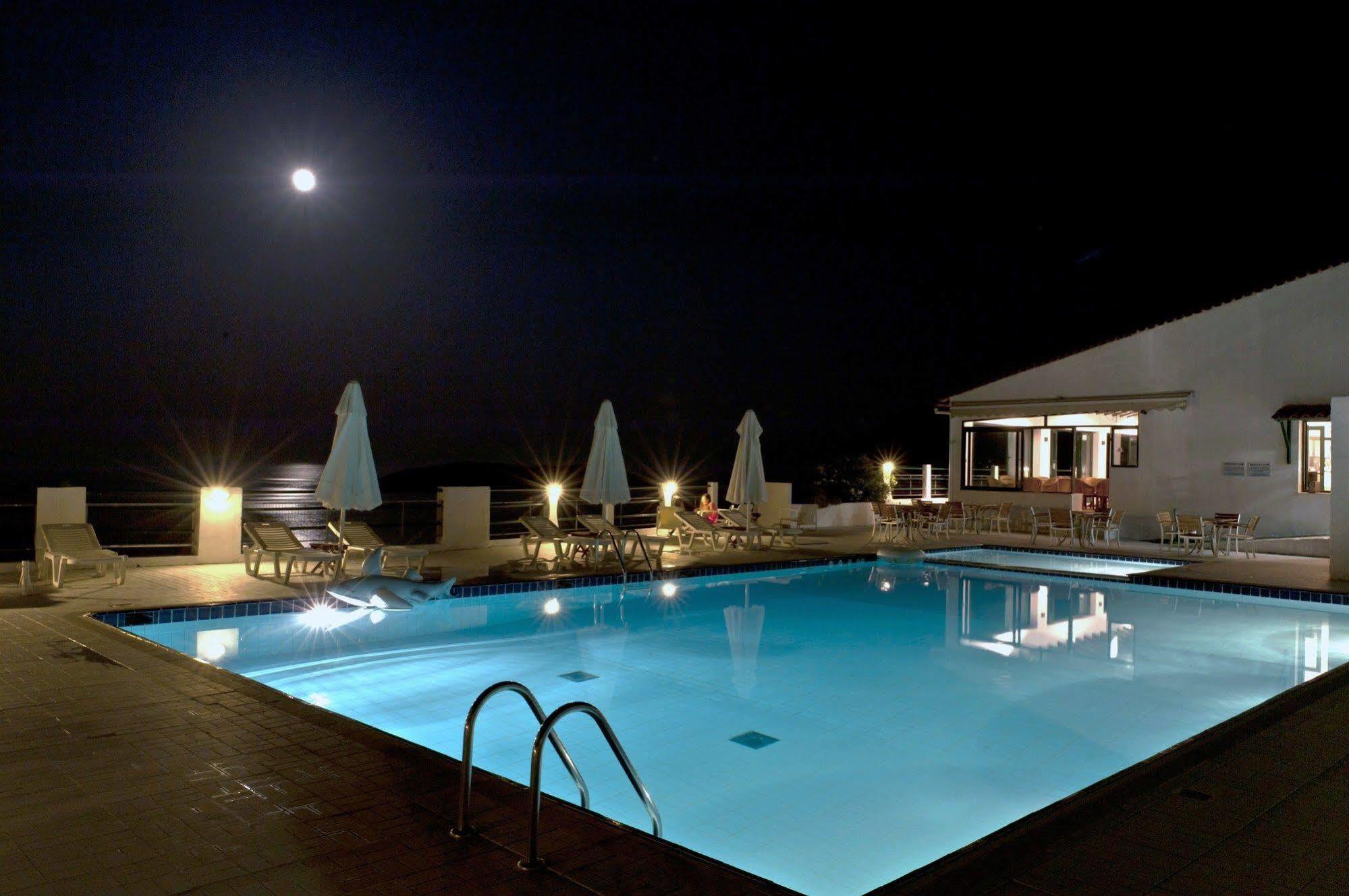 Skiathos Club Hotel & Suites Vasilias  Ngoại thất bức ảnh