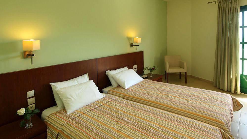 Skiathos Club Hotel & Suites Vasilias  Ngoại thất bức ảnh